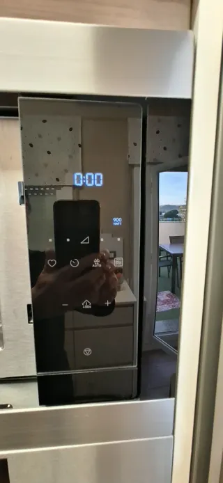 Microondas AEG encastrado