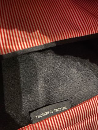 Mochila Herschel Negra con tiras marrones