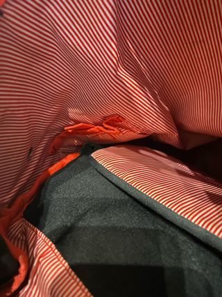 Mochila Herschel Negra con tiras marrones