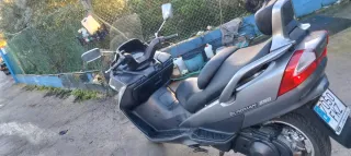 Suzuki Burgman 250cc 2007 - 44.724 km