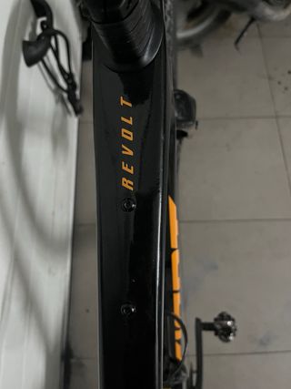 Bicicleta Gravel Giant Revolt O cambio por mtb