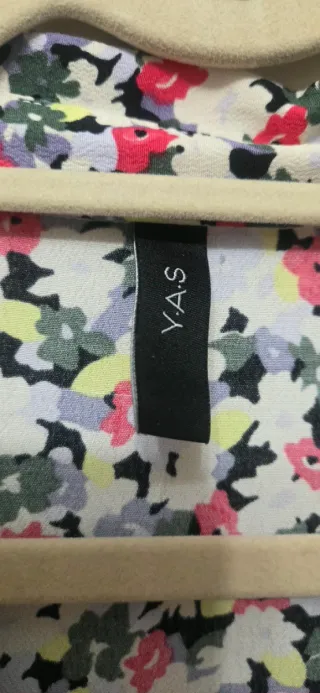 Vestido camisero estampado floral