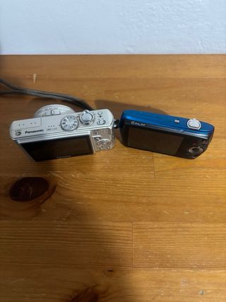 2 Fotocamere Digitali Lumix e Exilim