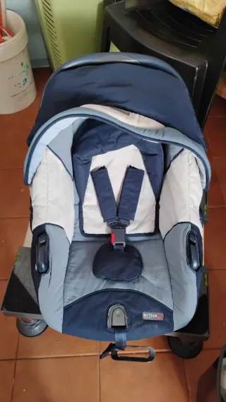 Sillita de coche grupo 0+