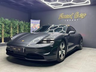 PORSCHE Taycan -