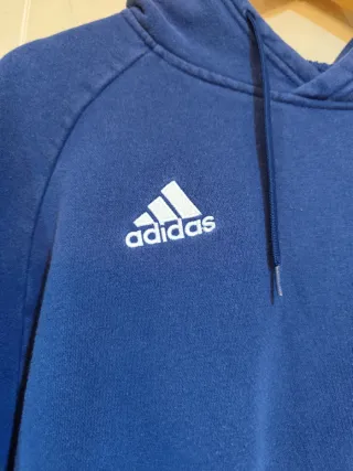 Sudadera Adidas con capucha azul