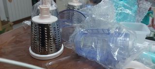 Affetta verdure e tritacarne a manovella