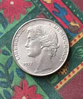 Colección de 12 Monedas Internacionales