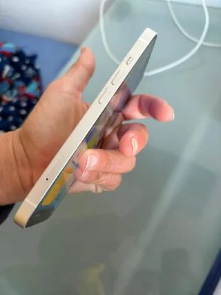 iPhone 13 Blanco 128GB  Bien cuidado como nuevo