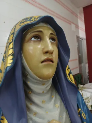 Dolorosa de Olot tamaño natural 156 cm