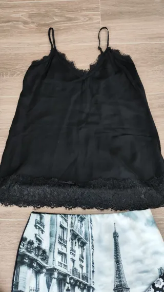 Lote 3 Faldas Estampadas y top negro