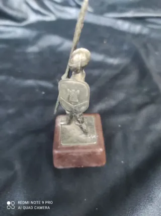 Sacapuntas antiguo caballero