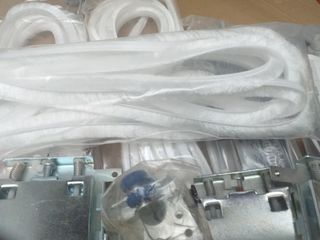 Herrajes y repuestos para puertas