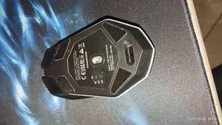 Tastiera e mouse da gaming con i led