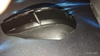 Tastiera e mouse da gaming con i led