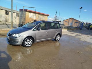 Volkswagen Touran 2009