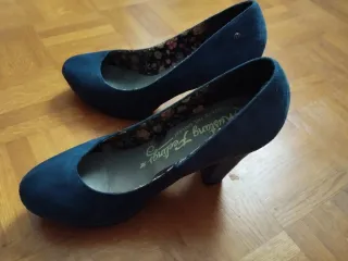 Zapatos Mustang Talla 39