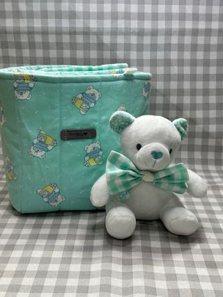 Cesta artesanal + peluche de regalo