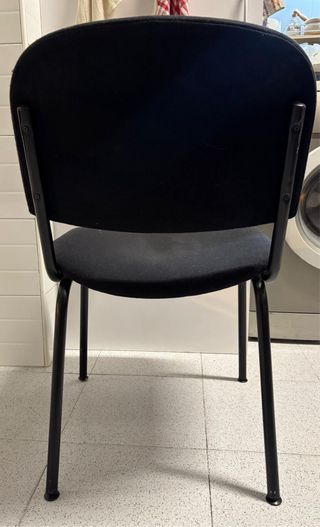 Silla de oficina negra