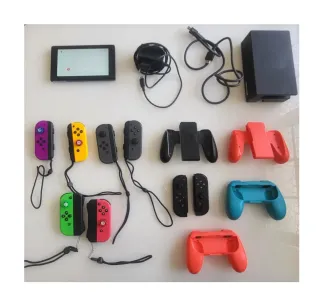 "Nintendo Switch Gris + Muchos Mandos y Juego "