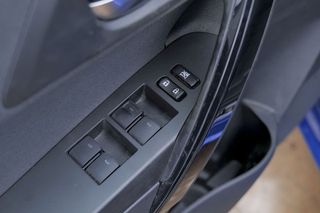 Toyota Auris   1.8 140H Hybrid Feel