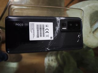 Poco F5 Pro 12GB 256GB Doblado