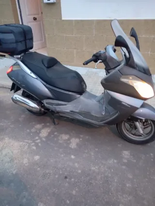 Aprilia Atlantic 125cc Maxiscooter 74000km