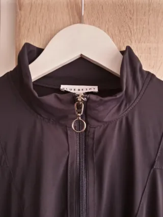 (M) Vestido corto de manga larga con cremallera