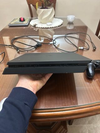 PS4 Slim 500GB Negra