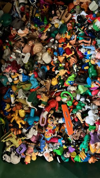 Lotto 50 Sorpresine Kinder Pupazzetti Gadget