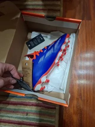 Botas de fútbol Predator Talla 37.5