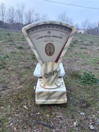 Balanza antigua Claudio Ortega Barcelona