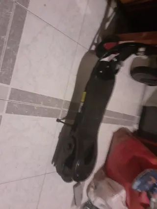 Patinete eléctrico infantil lo único malo que lode