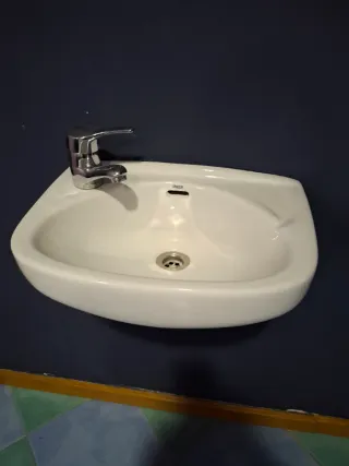 Lavabo Roca pequeño blanco