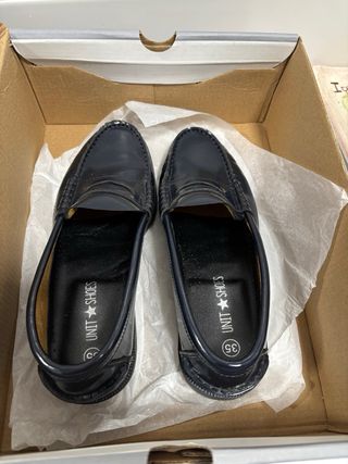 Mocasines negros talla 35 con un uso
