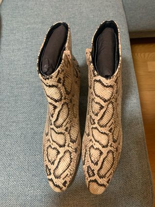 Botas snake print beige tacón 5cm talla 38 NUEVAS