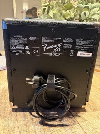 Amplificador Fender Frontman 10G en GARANTÍA
