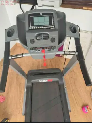 Cinta de correr profesional Pioneer F7