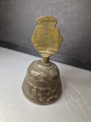Campana Antigua Bronce Sello Heráldico