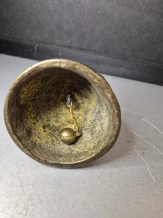 Campana Antigua Bronce Sello Heráldico