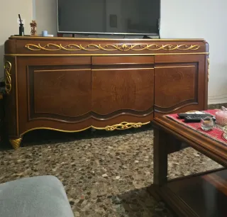 Aparador Comoda Madera maciza con oro