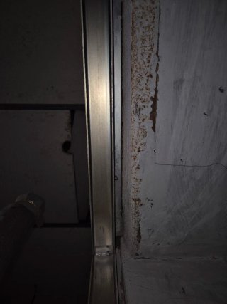 Reja seguridad extensible (ballesta) acero galvan.