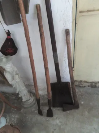 Pala antigua de madera