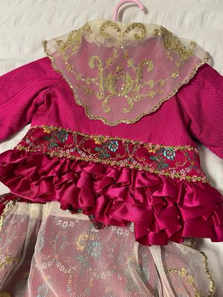 Traje de Fallera Niña con Manteletas y Aderezo