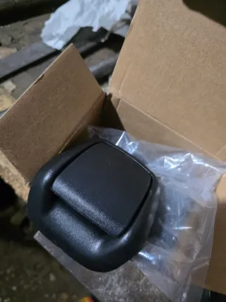 Tirador Asiento Ford Fiesta