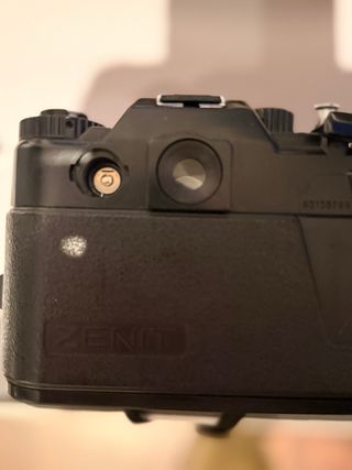 Câmara Analógica Zenit 122 + Helios-44M-7