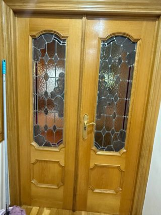 Puertas de madera con cristal