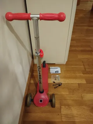 Patinete Globber 3 ruedas con luces