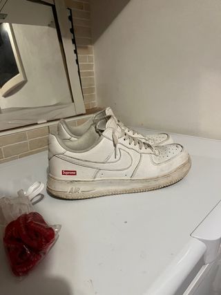 Nike Air Force 1 x Supreme