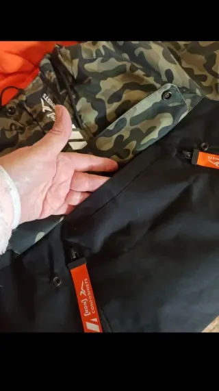 Anorak TENTH Camuflaje Negro y Verde